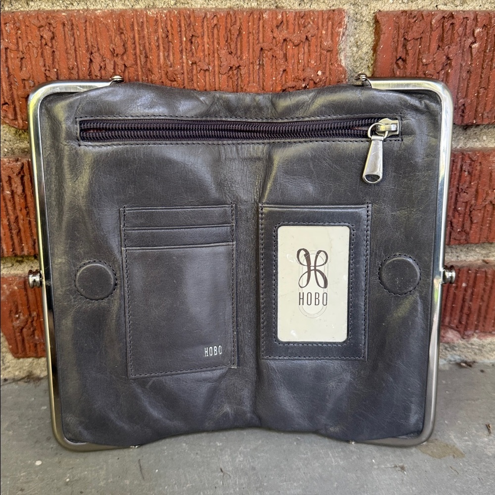 Hobo Lauren Wallet - Picture 7 of 7